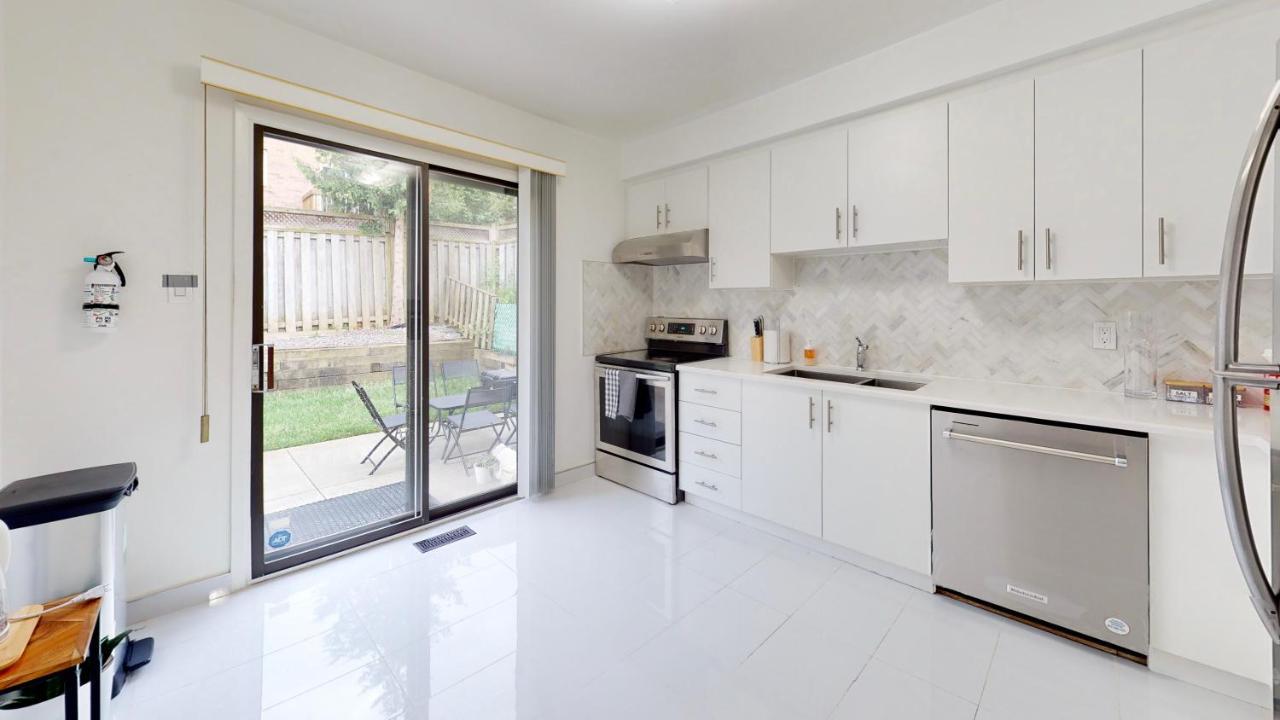 Modern Bright Cozy 3Bed 3Bath Vacation House In Ajax, Greater Toronto Area Gta, On, Canada Exterior foto